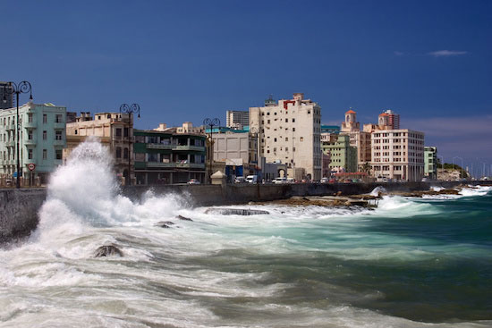 Waves over Malecón